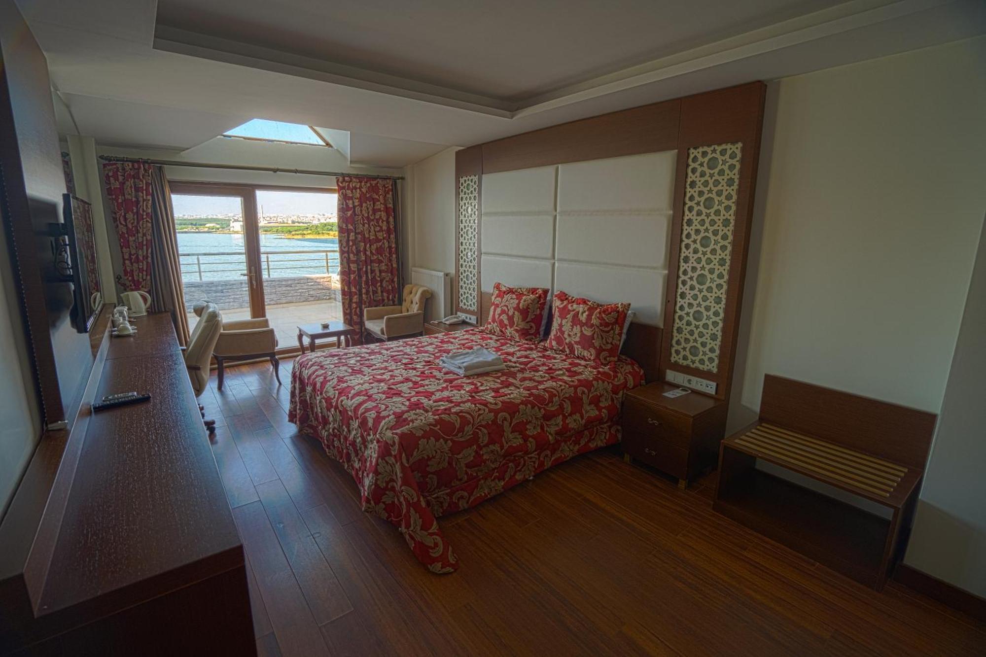 Sea Golden Hotel Darica  Экстерьер фото
